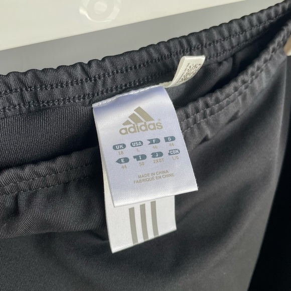 Adidas Women’s Black Athletic Skort Climalite - Picture 2 of 5